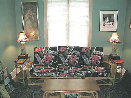 This vintage rattan couch looks just lovely dressed in #10fab2. 